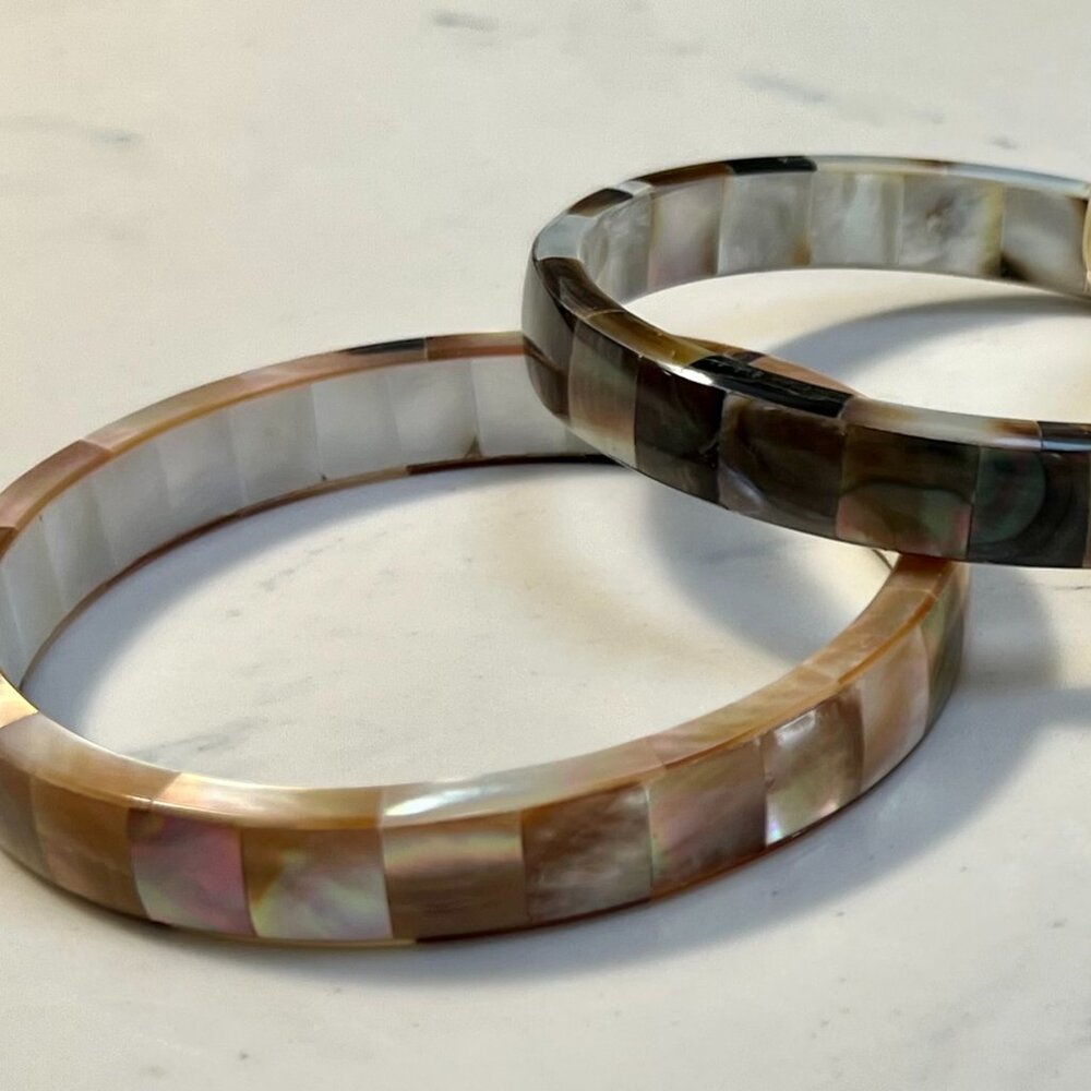 2 Beautiful Tahitian Mother of Pearl Bracelets/Bangles & Gift Bag